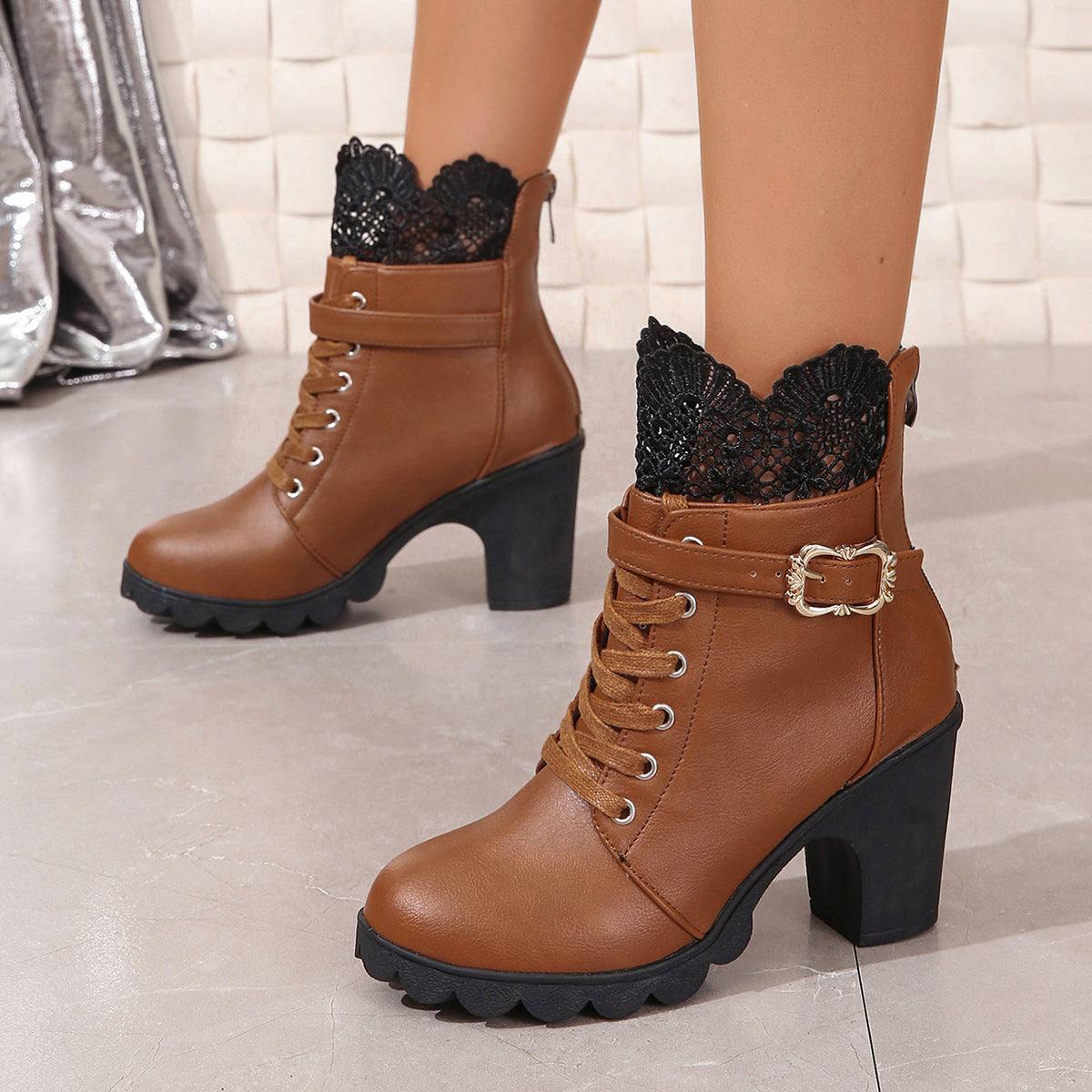 Bottes de mode en dentelle à plateforme imperméable à talon épais pour femmes
