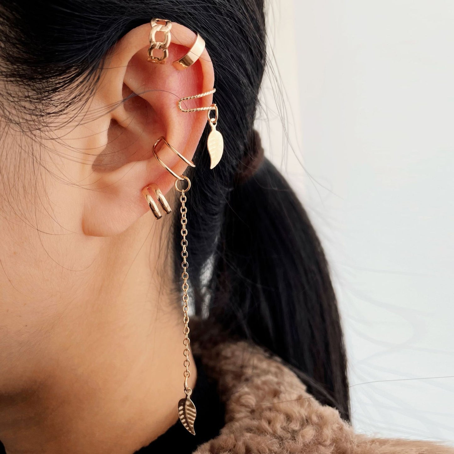 Ensemble créatif simple de cinq clips d'oreille non percés