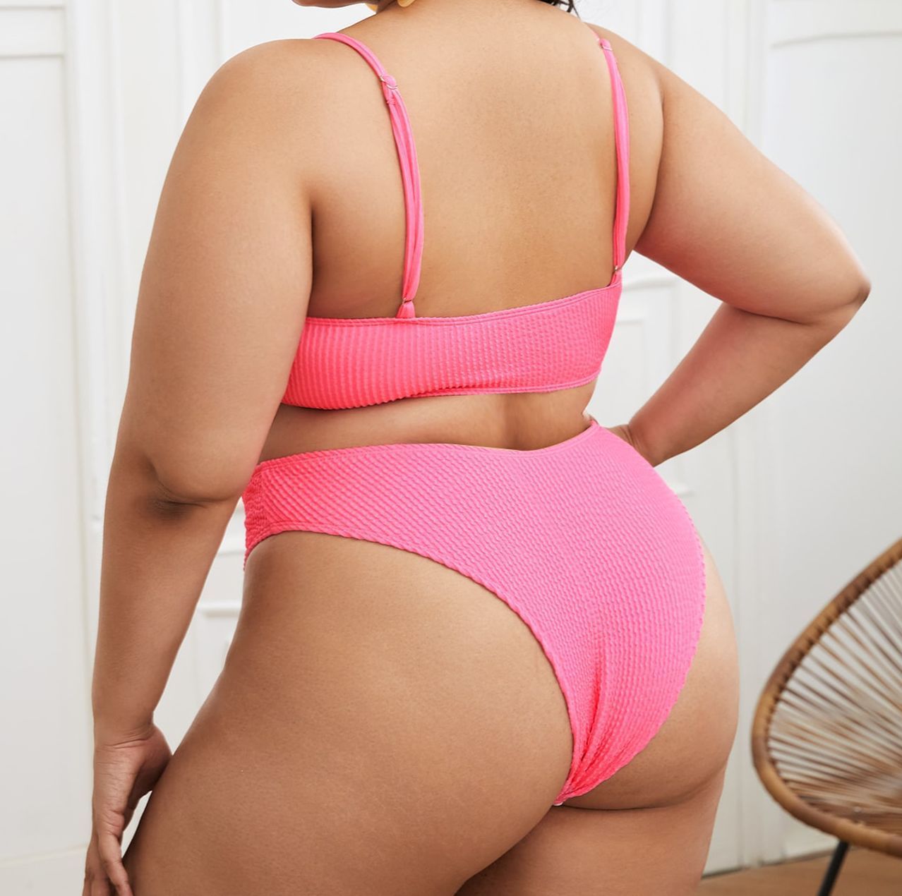 Maillot de bain bikini de couleur unie grande taille