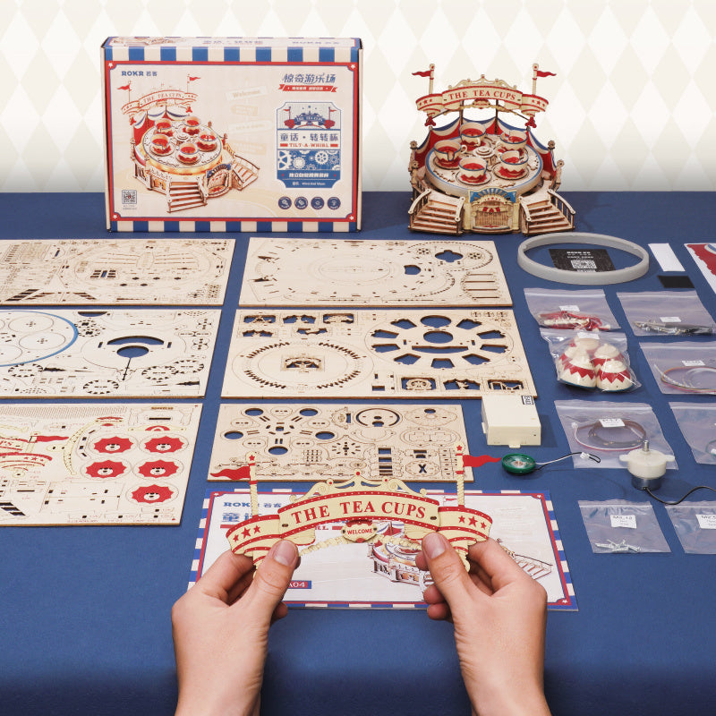 Robotime Rokr Tilt-A-Whirl The Tea Cup Amusement Park Series Jouet de construction Cadeaux d'anniversaire de Noël pour enfants Puzzle en bois 3D