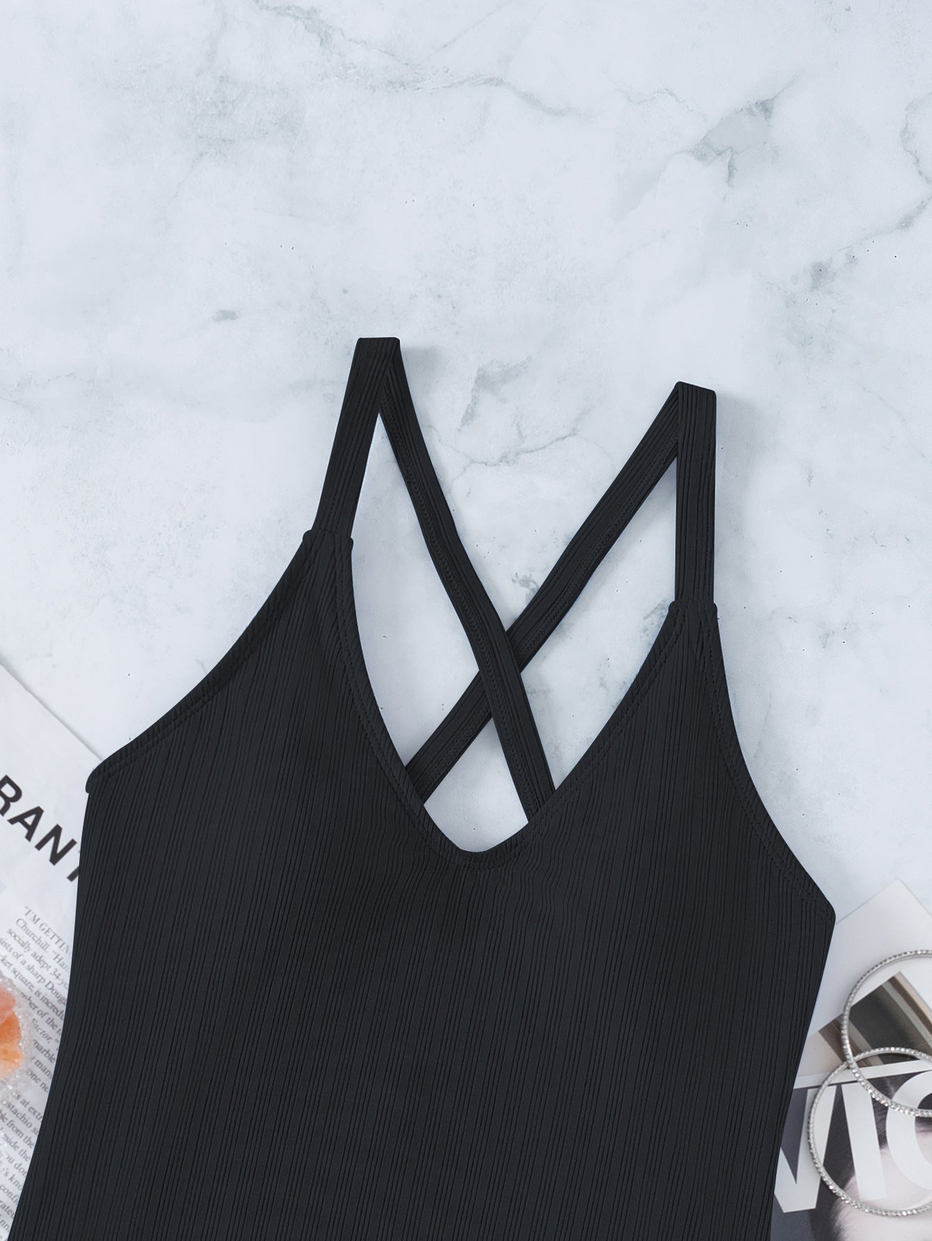 Traje de baño cruzado ajustable de bikini de color liso