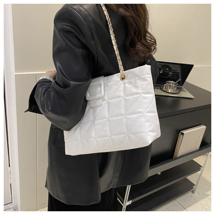 Sacs à bandoulière femme nouveau sac à chaîne en losange de style Chanel Chic et tendance