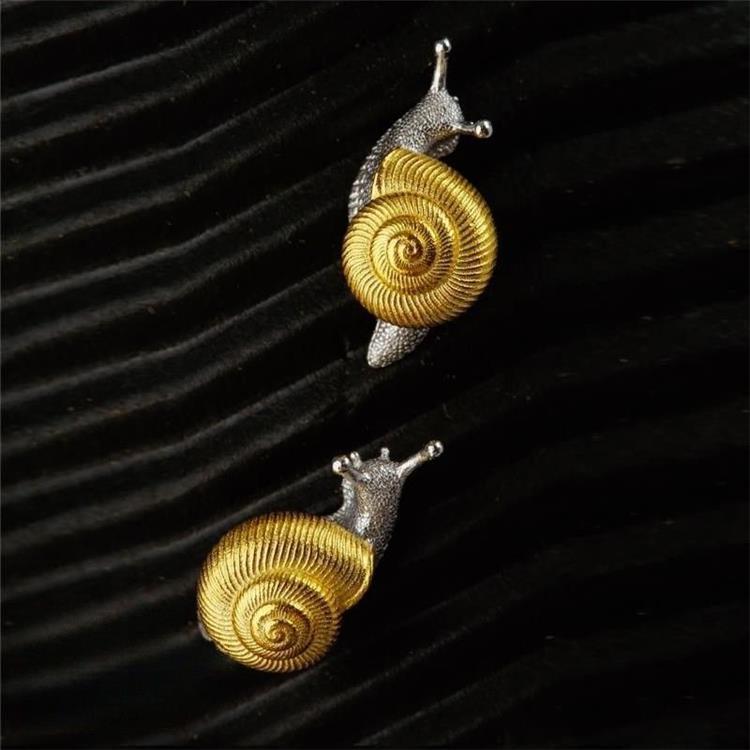 Boucles d'oreilles clous d'oreilles escargot, paquet d'une paire de personnalité