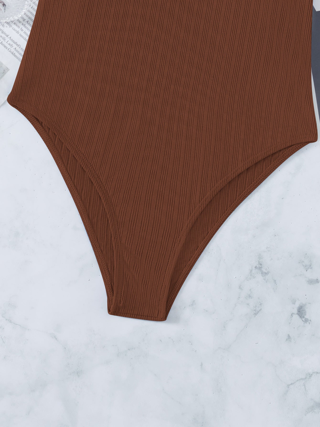 Traje de baño cruzado ajustable de bikini de color liso