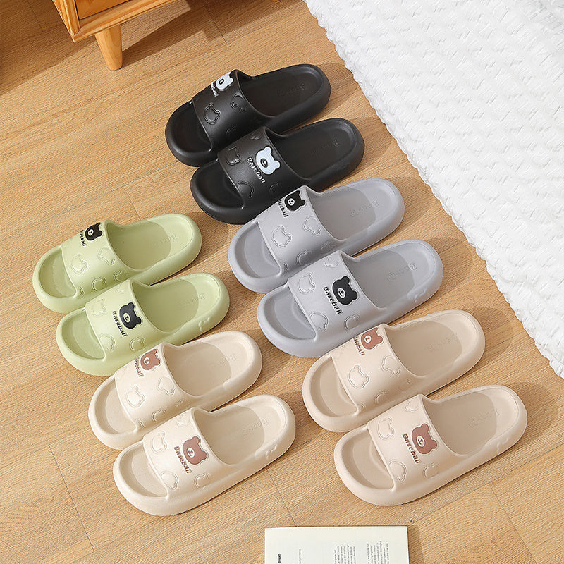 Pantoufles ours de dessin animé mignon pour femmes, pantoufles d'été d'intérieur à semelles épaisses antidérapantes pour salle de bain, chaussures de maison pour hommes