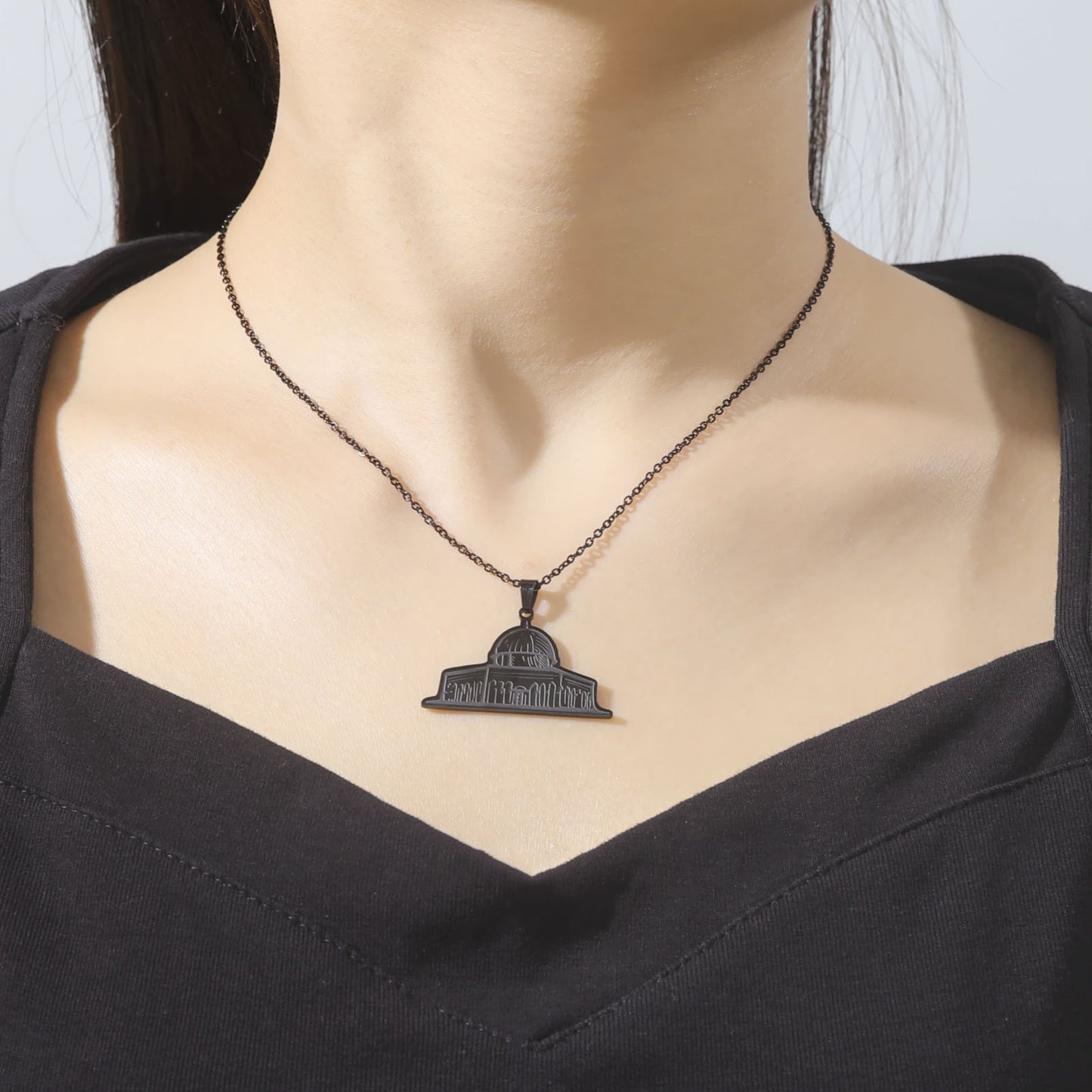 Stainless Steel Corrosion Color Changing Double-sided Polished Building Pendant Necklace