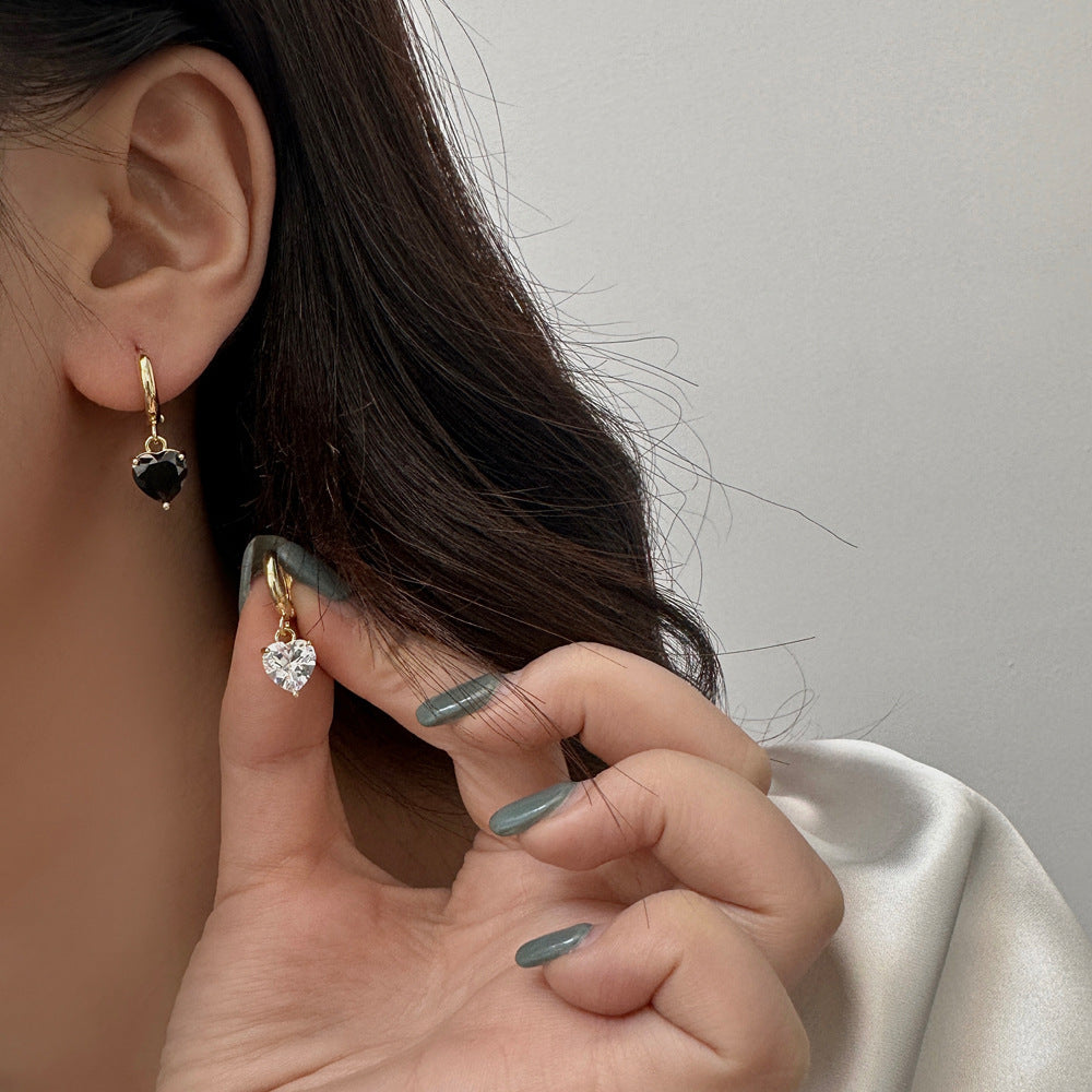 Dopamine haute qualité amour conception Zircon Niche Simple tout-match boucles d'oreilles femme