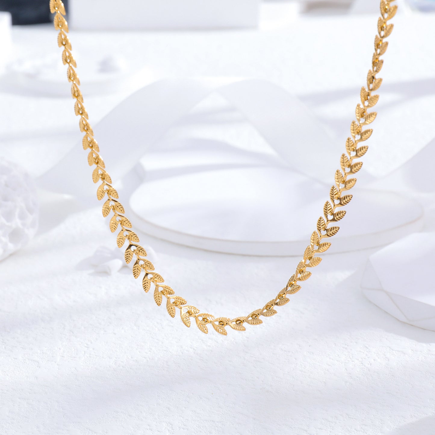 Stitching Chain Elegant Graceful Necklace Women