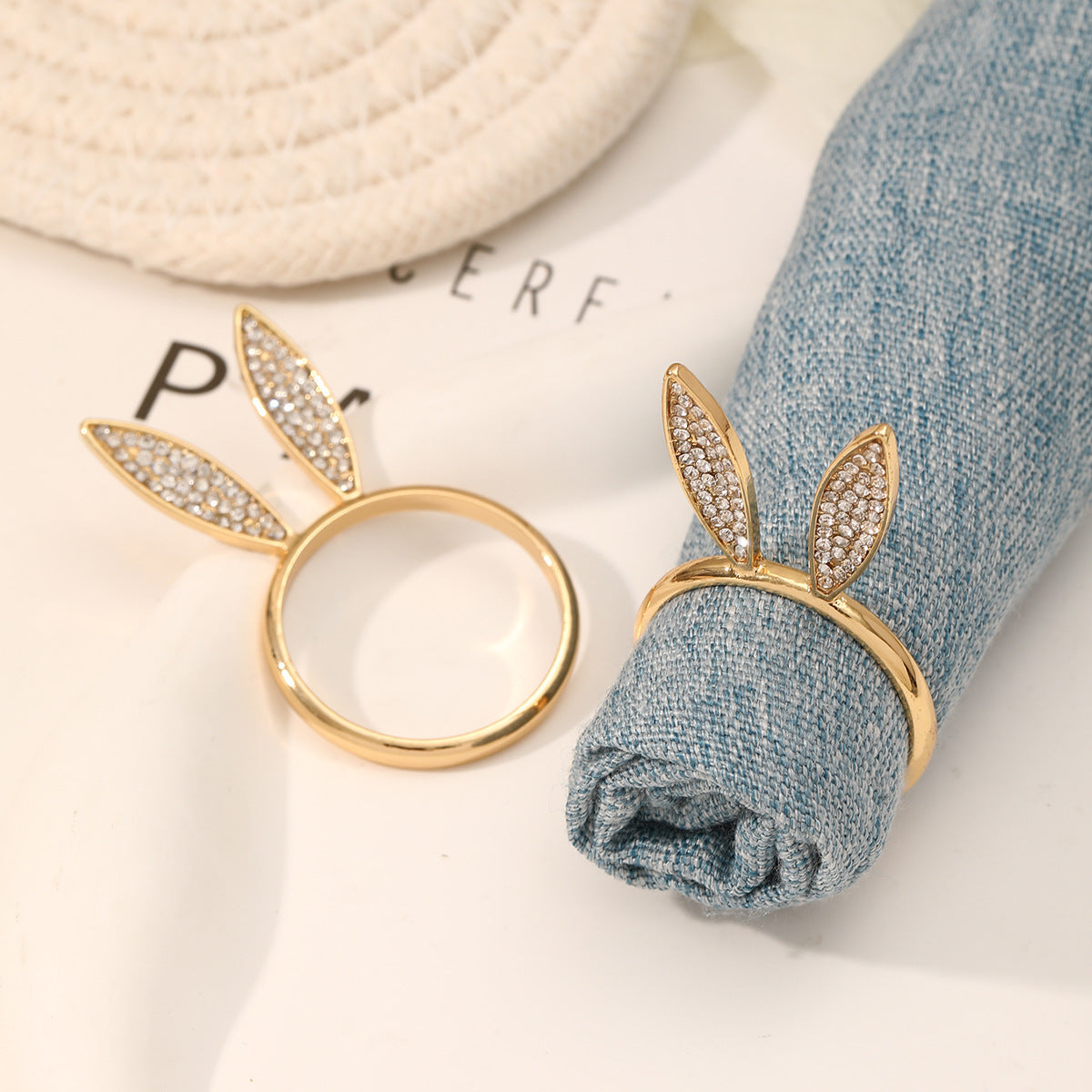 Anillo con cabeza de conejo de aleación de moda