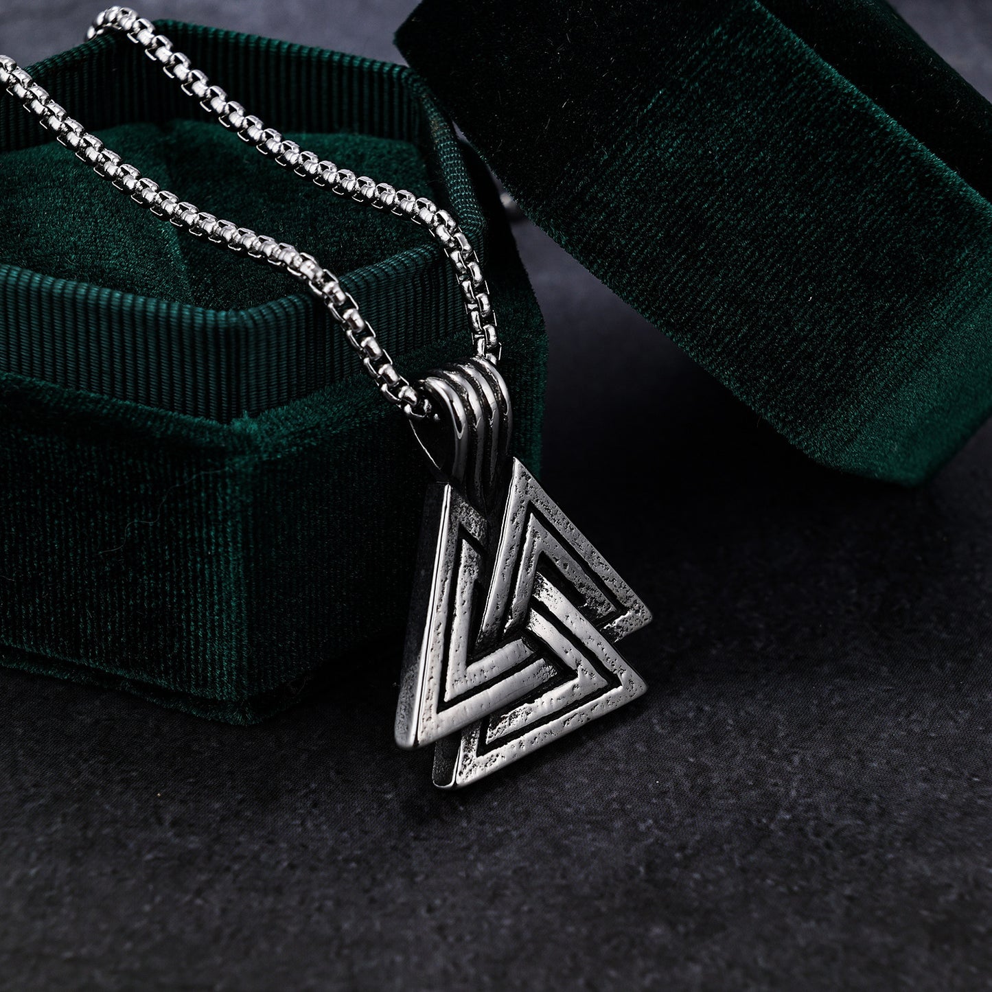 Pendentif triangle viking polyvalent en acier inoxydable