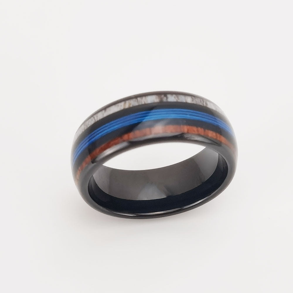 Anneau de corne de cerf incrusté de noir électrique poli