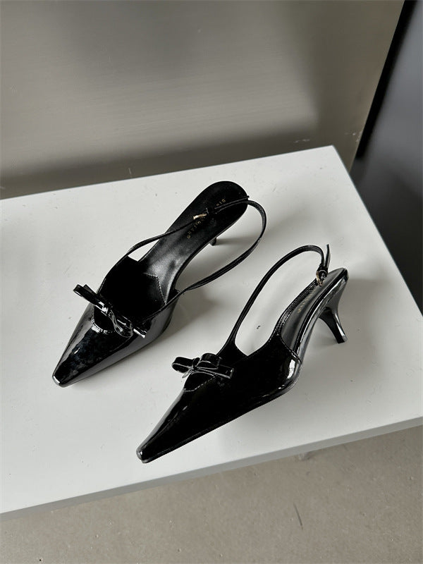 Sandales d'été à talons hauts et bout fermé