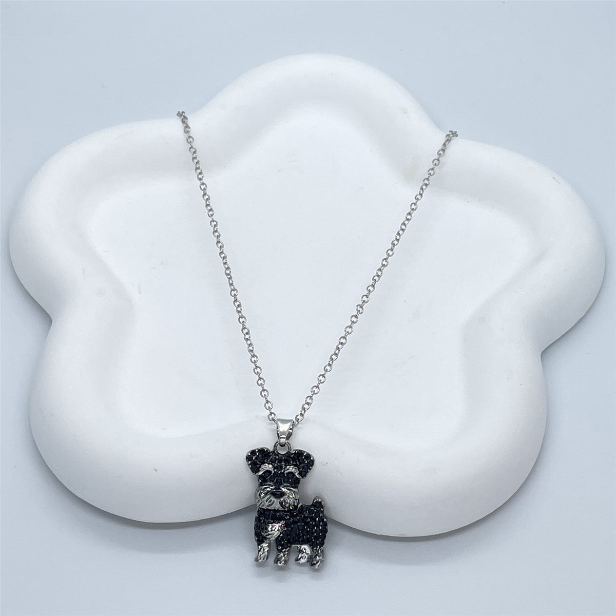 Collier de moulage sous pression en alliage de Zinc, dessin animé mignon Schnauzer exquis et écologique