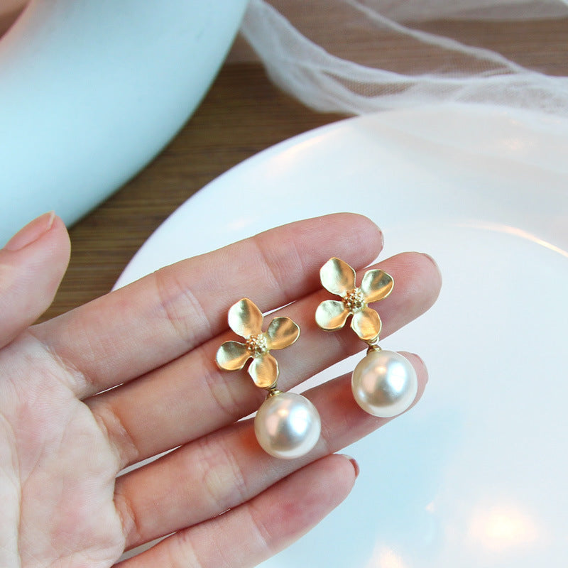 Boucles d'oreilles en argent sterling avec perles et fleurs pour femme