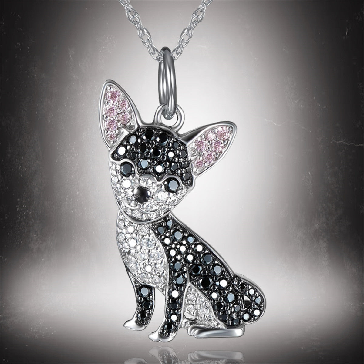 Collier pendentif chien chihuahua noir en alliage de zinc