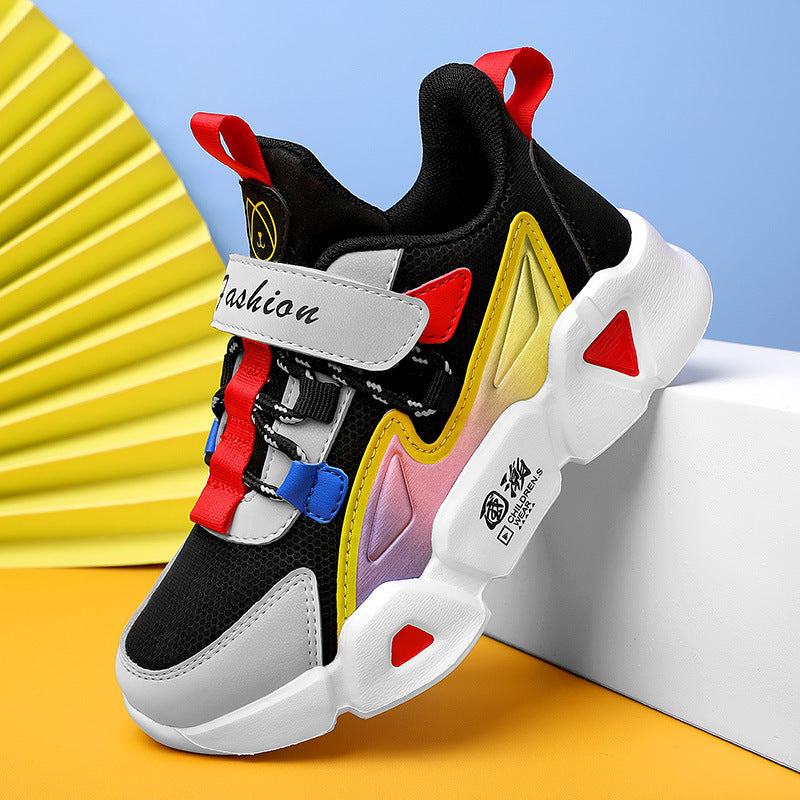 Zapatos deportivos de cuero para niñas pequeñas