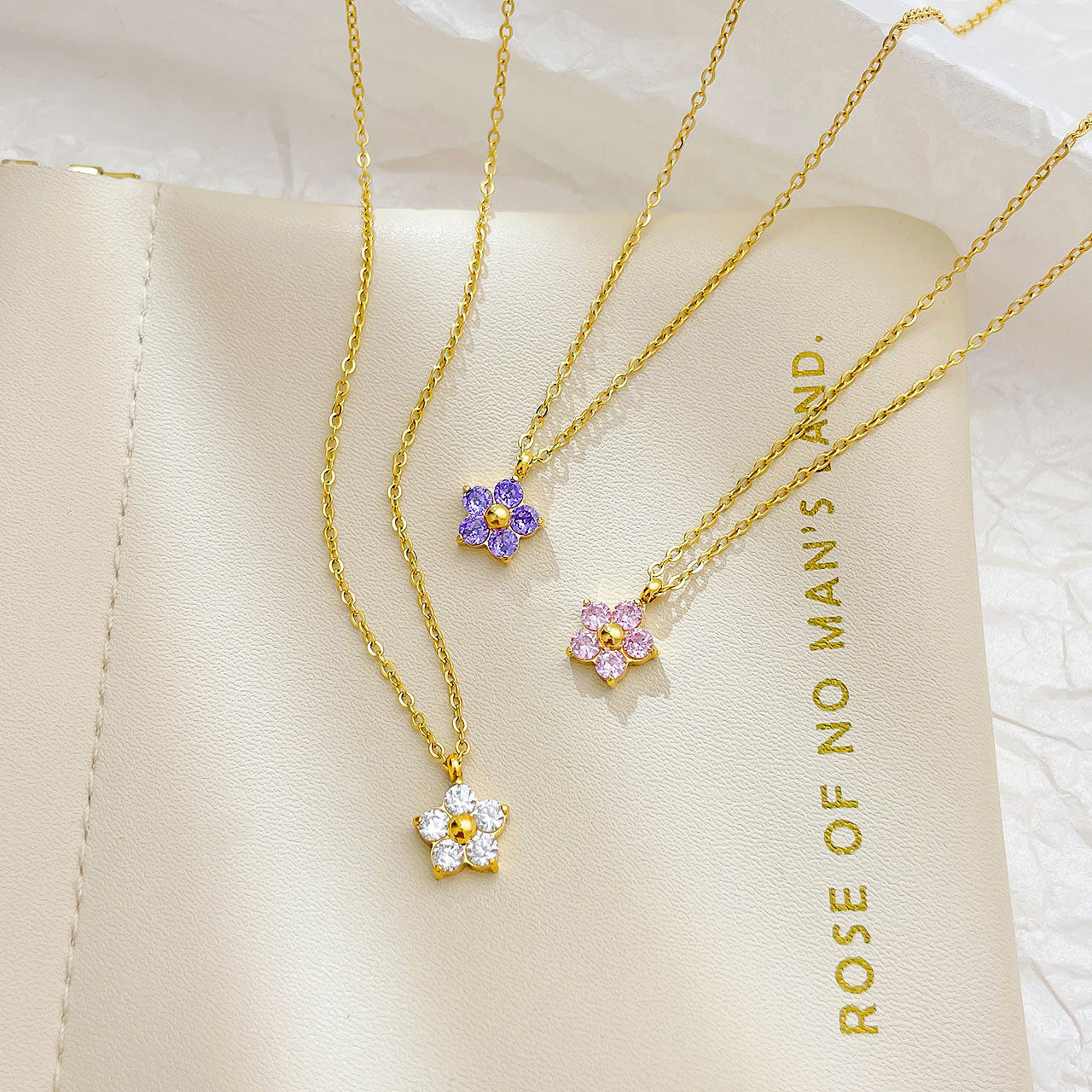 Colgante de flor de estilo coreano clavícula de acero inoxidable elegante collar de alta calidad que combina con todo