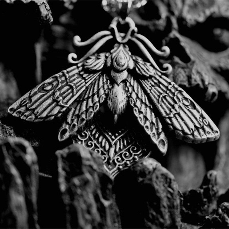 Retro Style Moth Pendant Necklace For Women