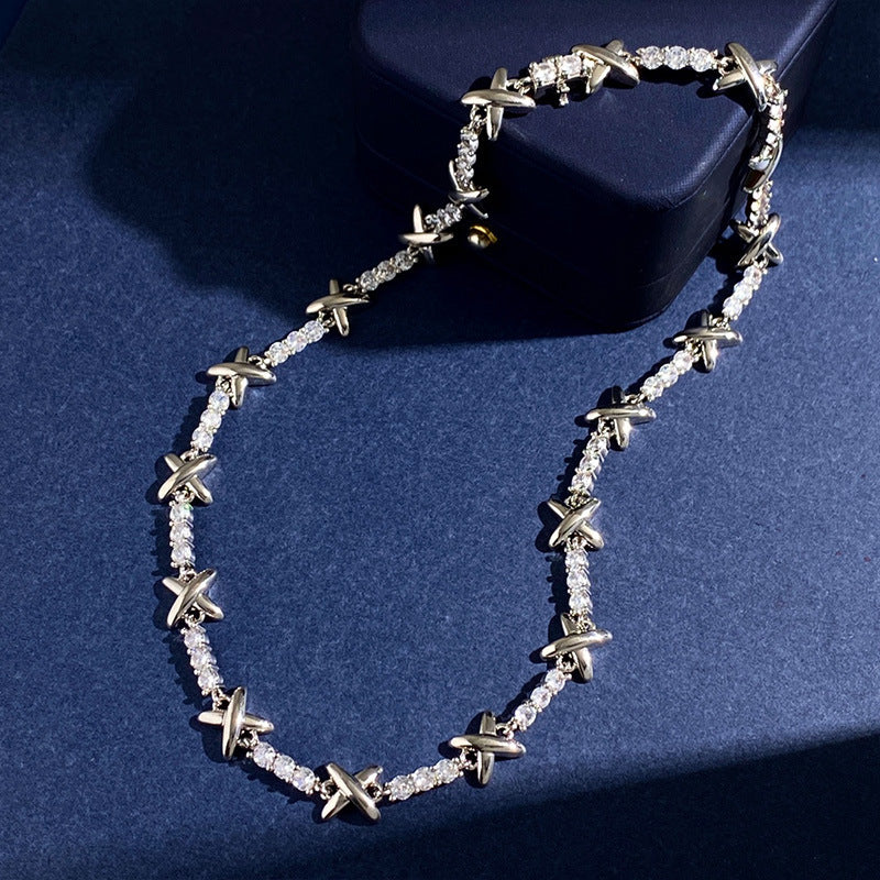 Fashion Metal Design Sense Necklace