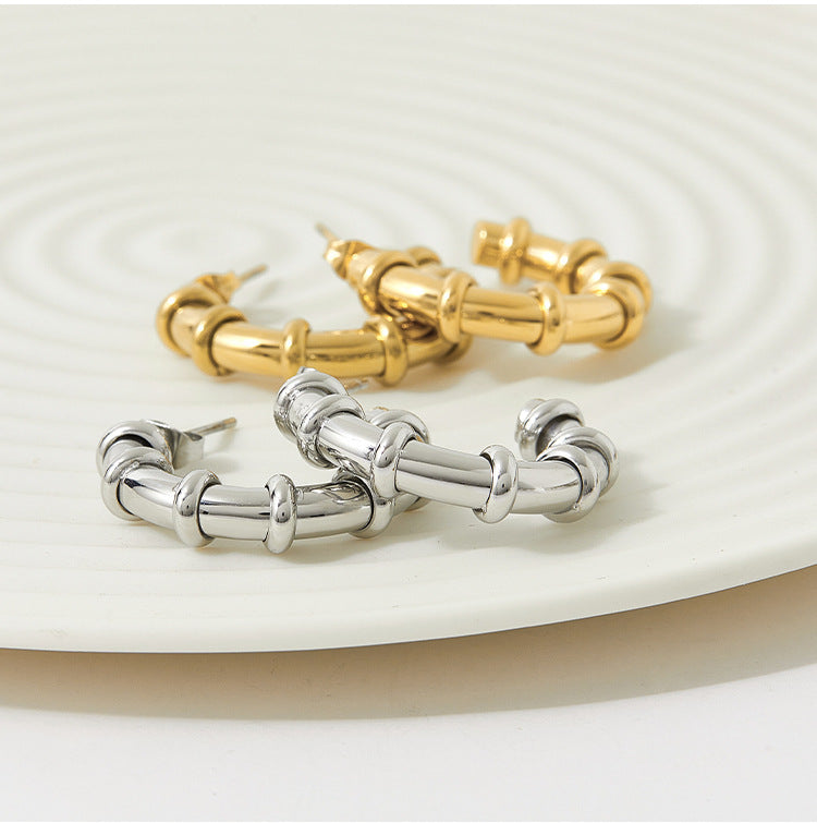 Boucle d'oreille en forme de C en acier inoxydable, boucles d'oreilles en acier titane blanc