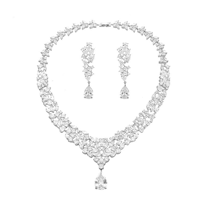 Ensemble de boucles d'oreilles et collier de mariée en zircon, deux pièces