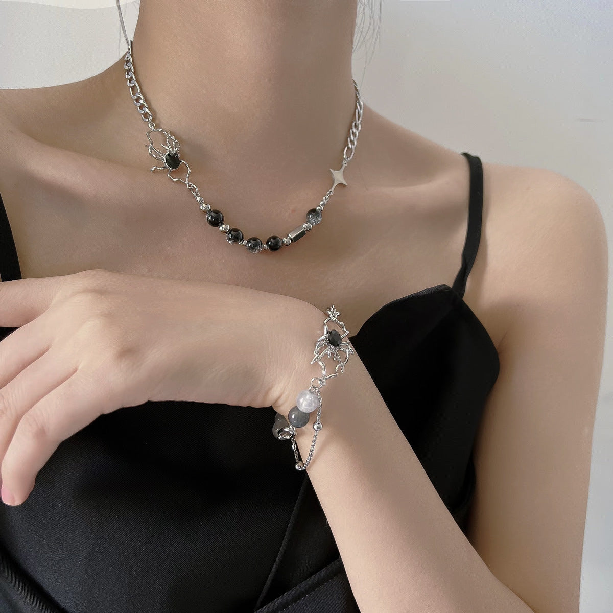 Collier de perles d'araignée liquide de conception d'intérêt particulier