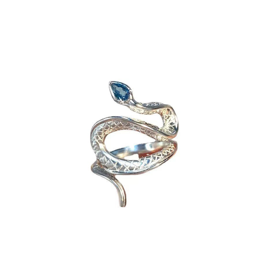 Wire Artifact Knit A Sweater Cat Ring
