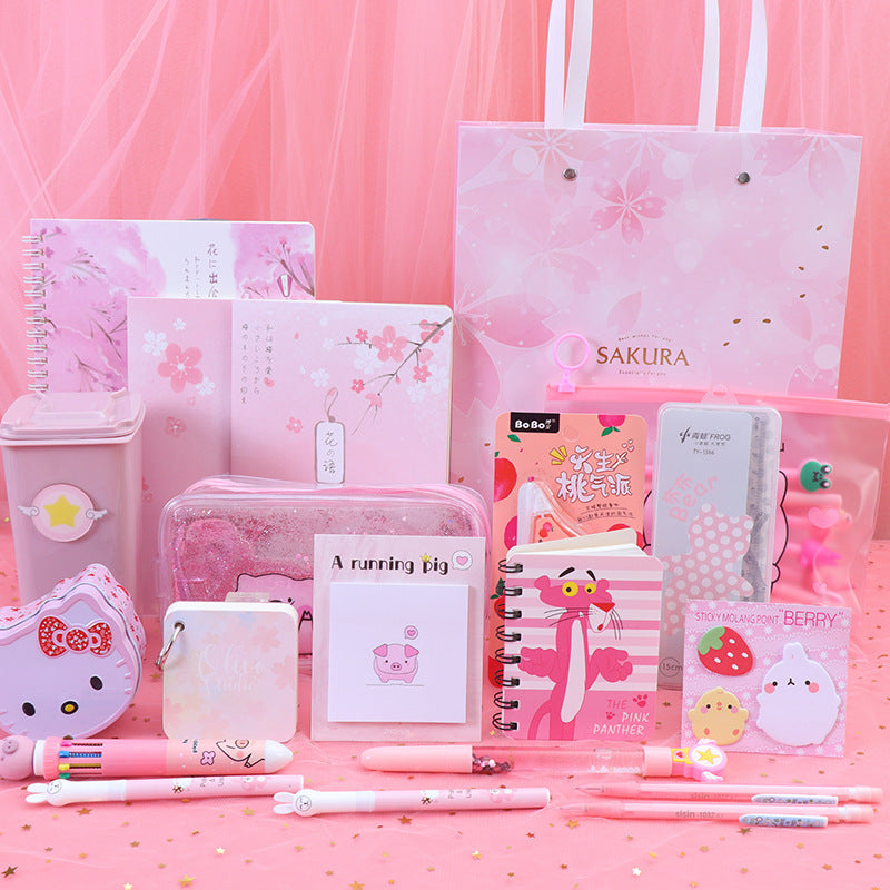 Les élèves du primaire et du collège de Girl Heart commencent leur virée scolaire