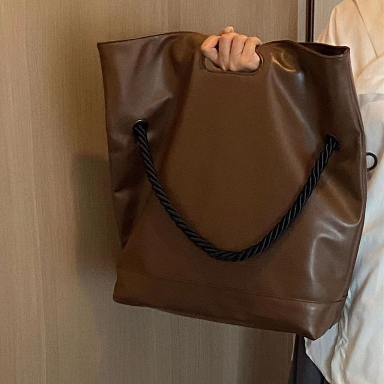Grand sac fourre-tout de style minimaliste d'automne et d'hiver, niche brillante de personnalité