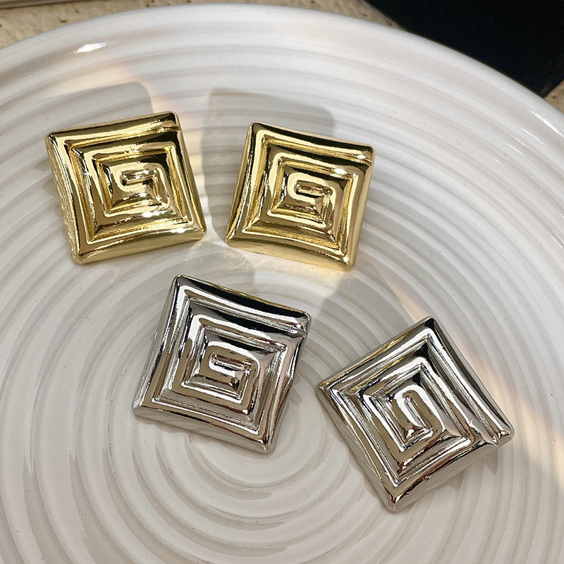 New Mid-ancient Simple Metal Cycloid Square Earrings