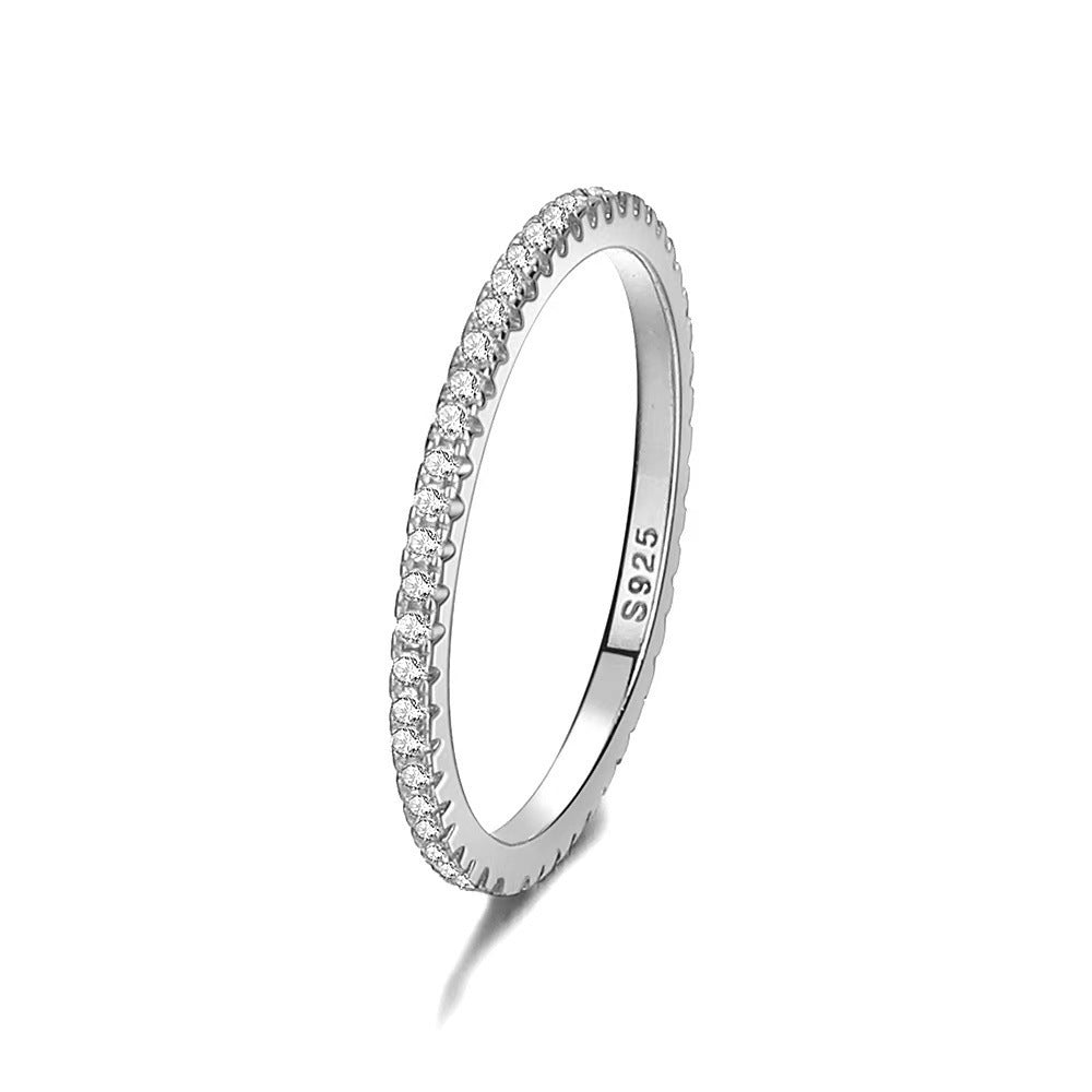 Anillo de diamantes con hilera de plata de ley S925 con diseño de interés especial para mujer