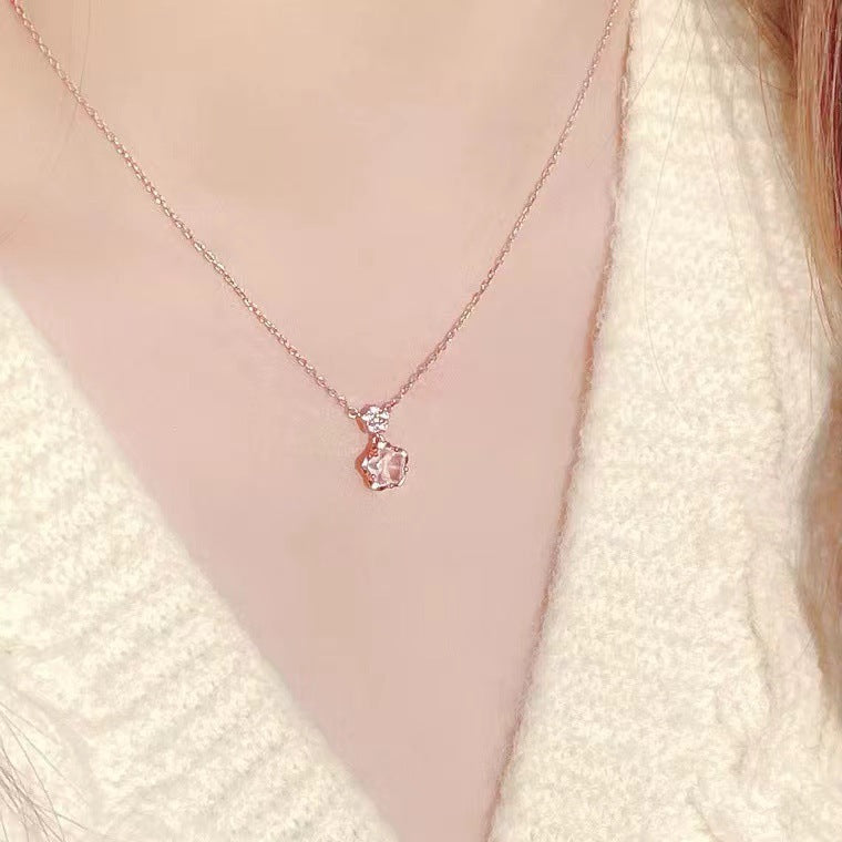 Niche irrégulière gravier coupe Unique cristal fleur de cerisier tempérament fleur de pêche pendentif clavicule collier