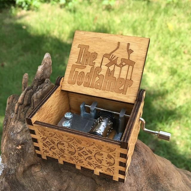 Boîte à thème en bois
