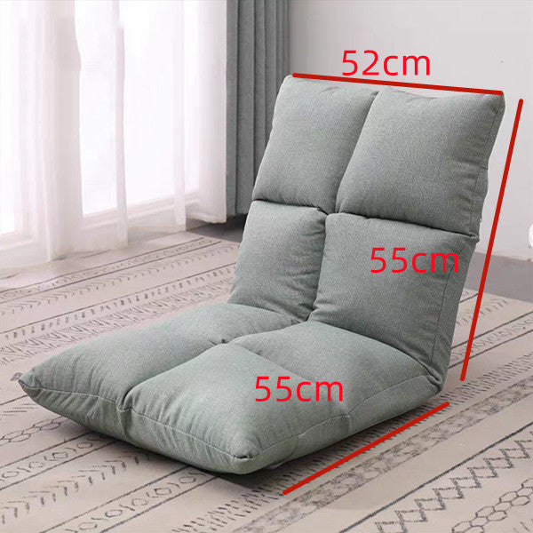 Balcón con sofá perezoso equipado con tatami moderno