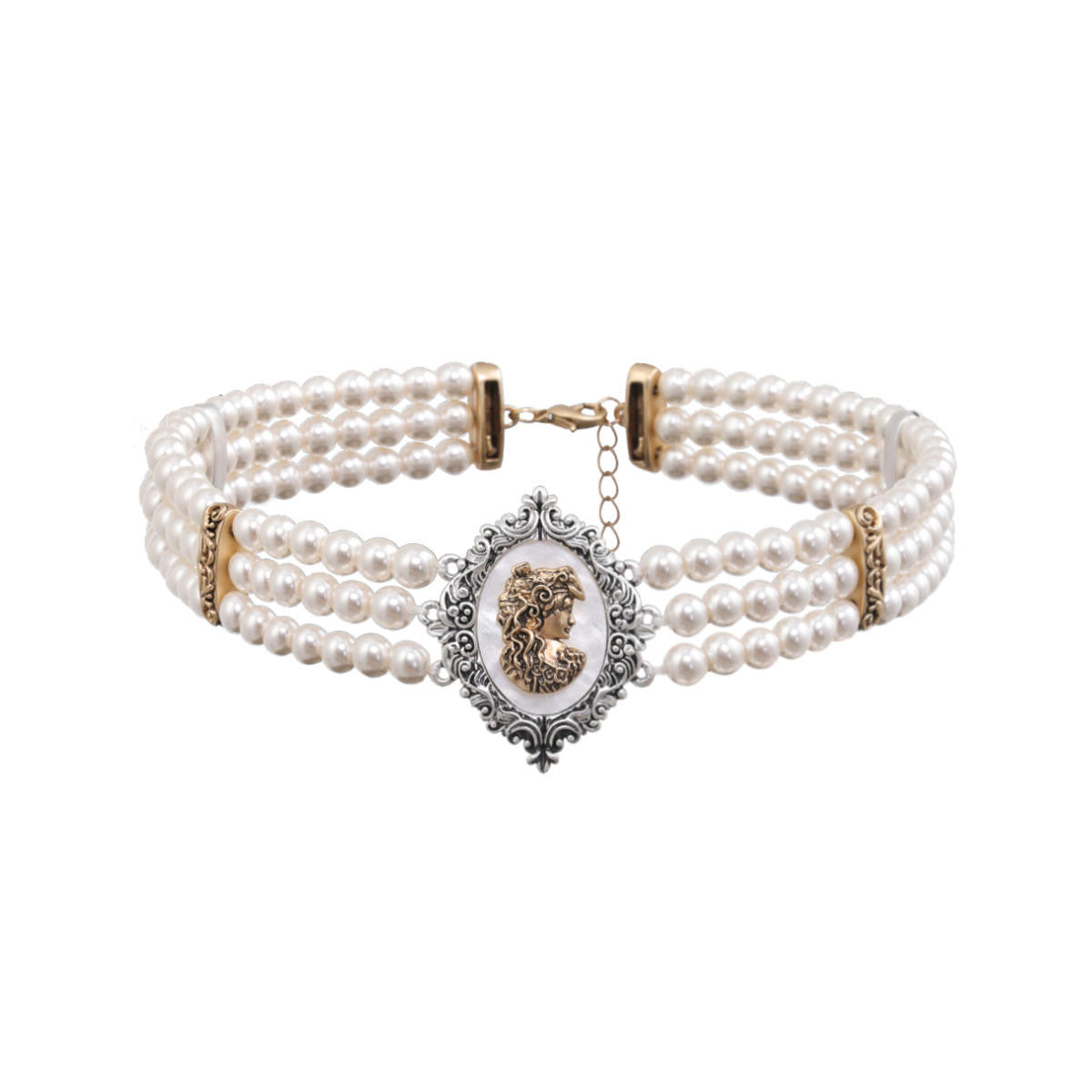 Collar de perlas en relieve tridimensional barroco Cameo