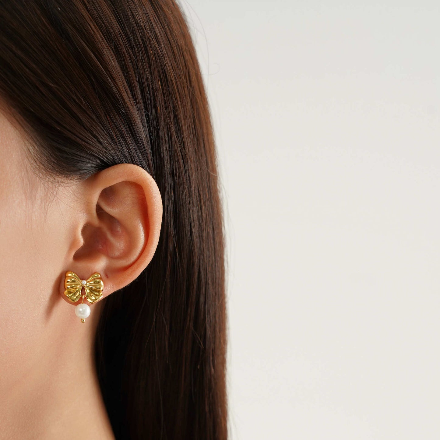 Boucles d'oreilles en acier inoxydable avec clou en forme de perle et d'acier au titane