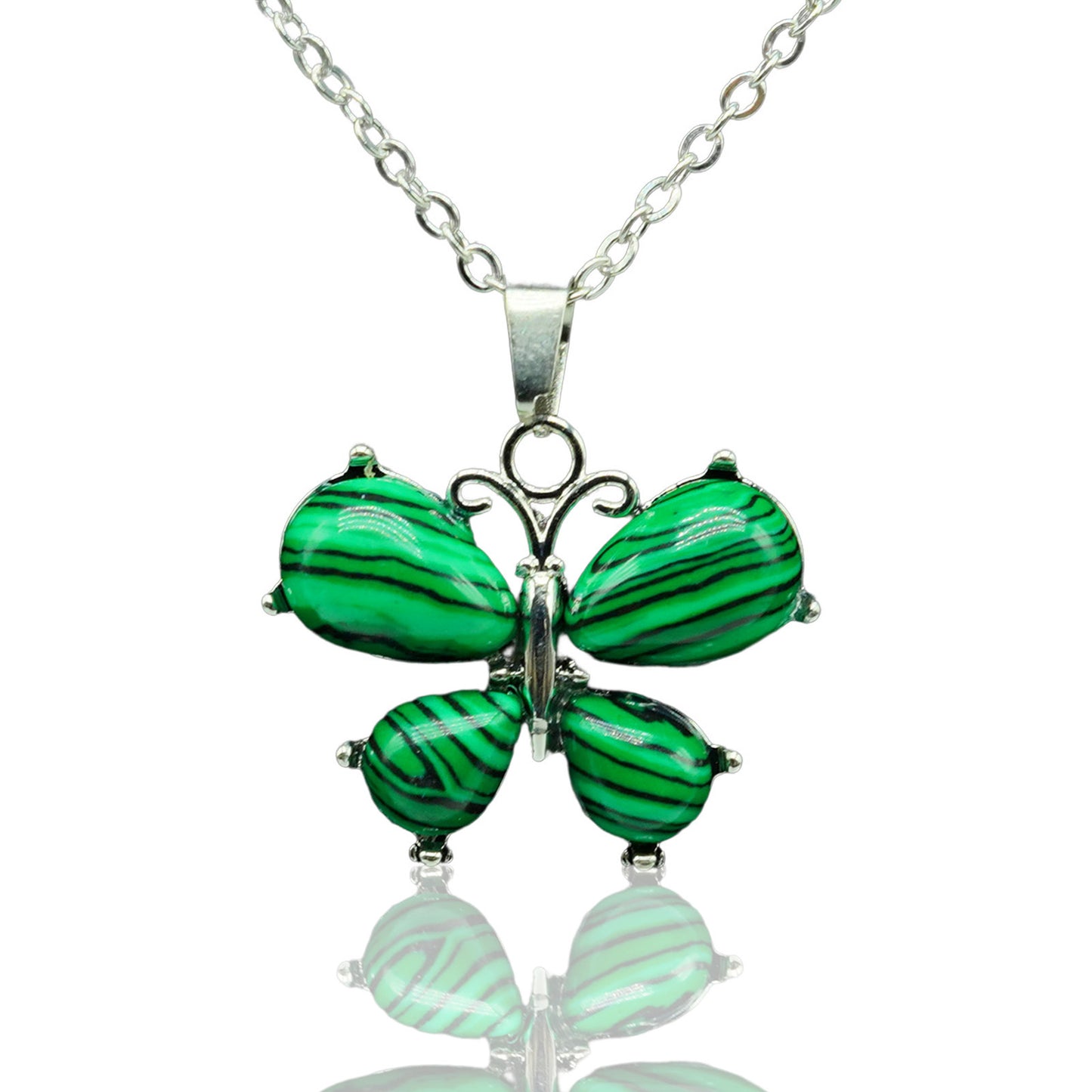 Collier pendentif en alliage de petit papillon en cristal de pierre naturelle