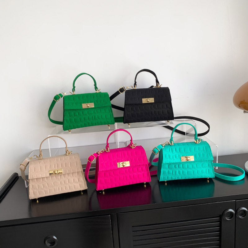 Simple loisirs trajet une épaule populaire petit sac de messager de mode femmes