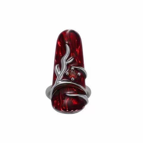 Anneau en métal liquide rouge flamme