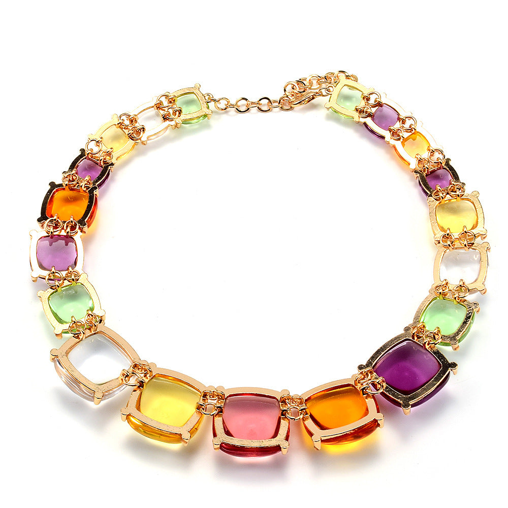 Collier élégant simple et à la mode pour femmes