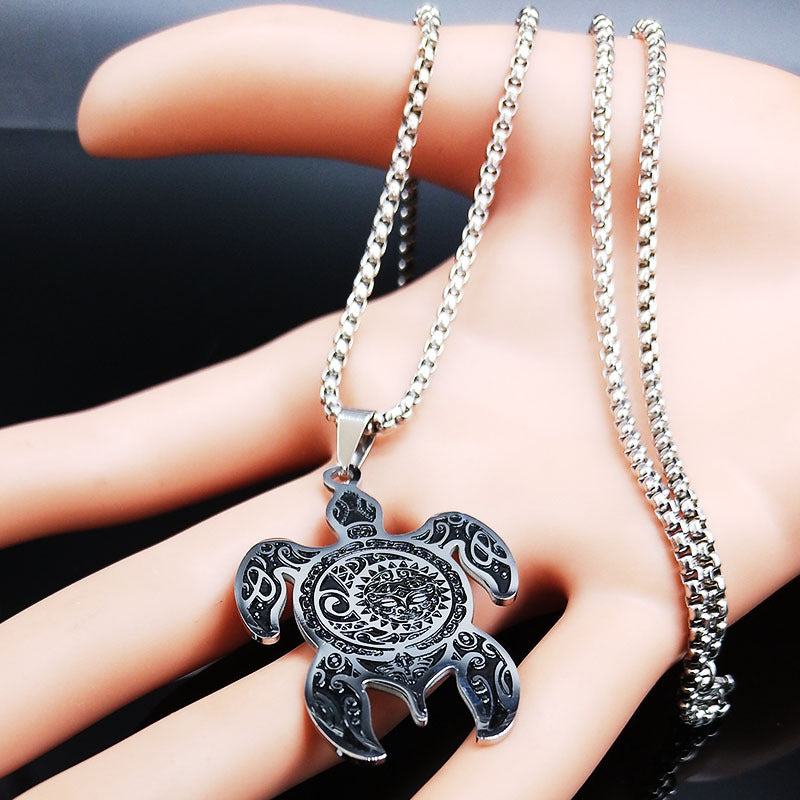 Collar con colgante de tortuga punk retro que combina con todo