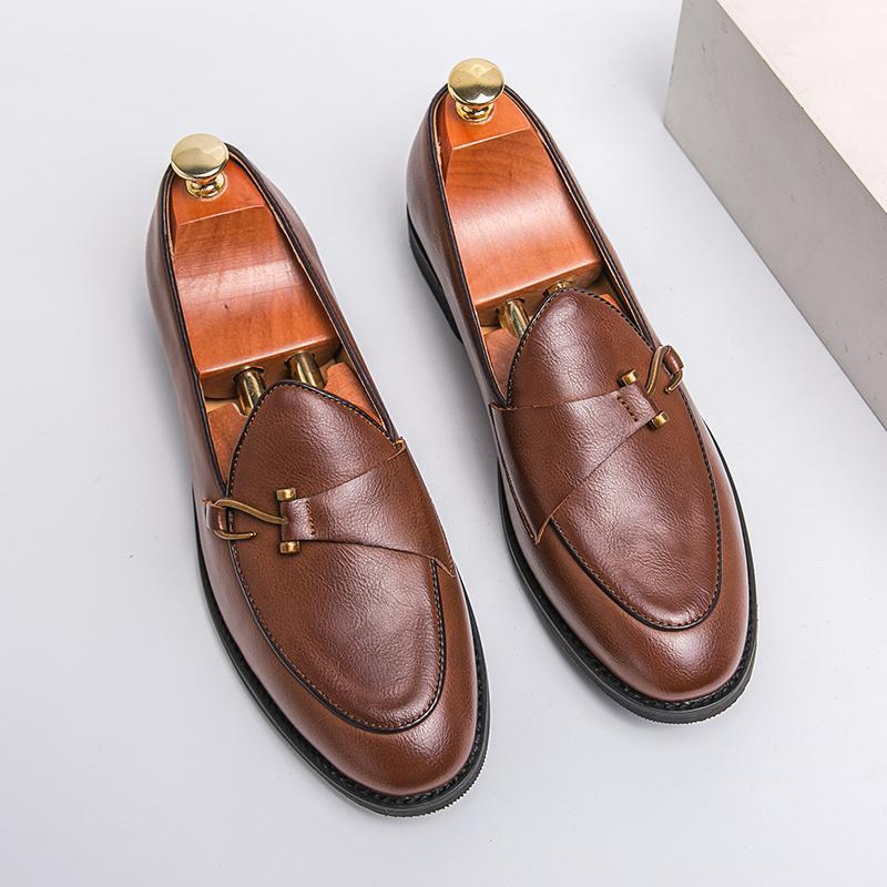 Mocasines de fondo suave sin cordones de cuero suave casual de moda para hombres