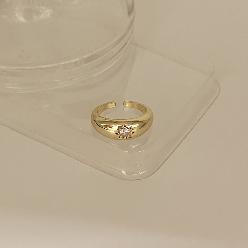 Anillo minimalista básico de apertura suave para mujer, anillo de moda con personalidad elegante que combina con todo, estilo frío