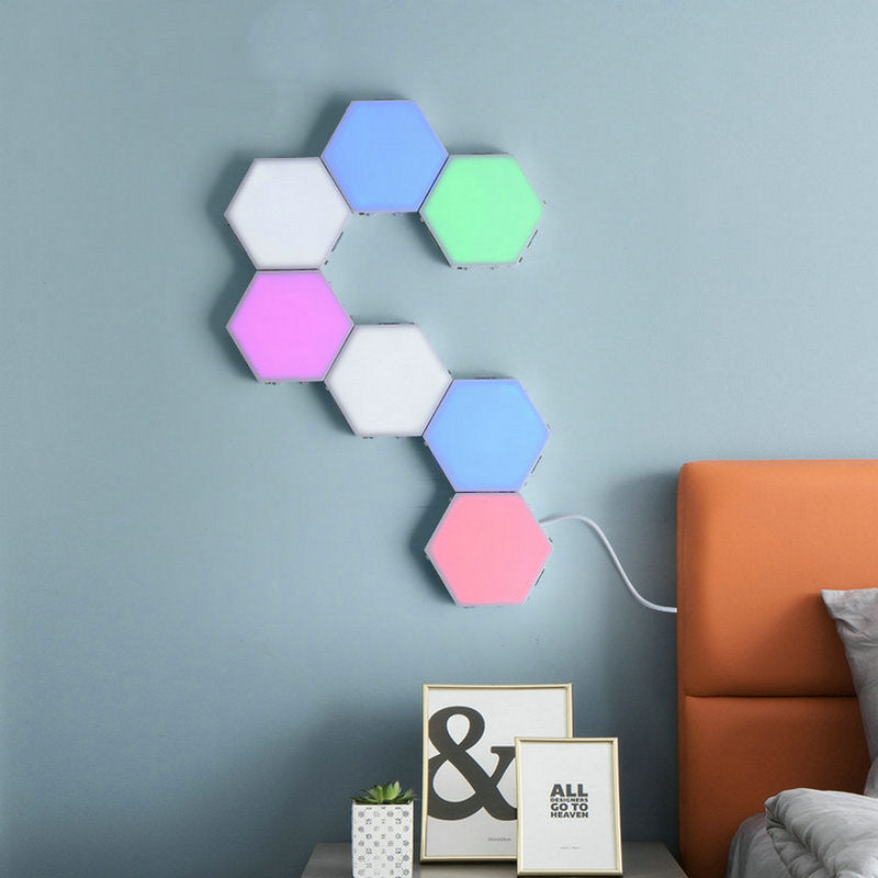 Compatible avec Apple, lumière LED modulaire en nid d'abeille contrôlée par téléphone intelligent sans fil, lumière quantique hexagonale, fonctionne avec le système Android IOS.