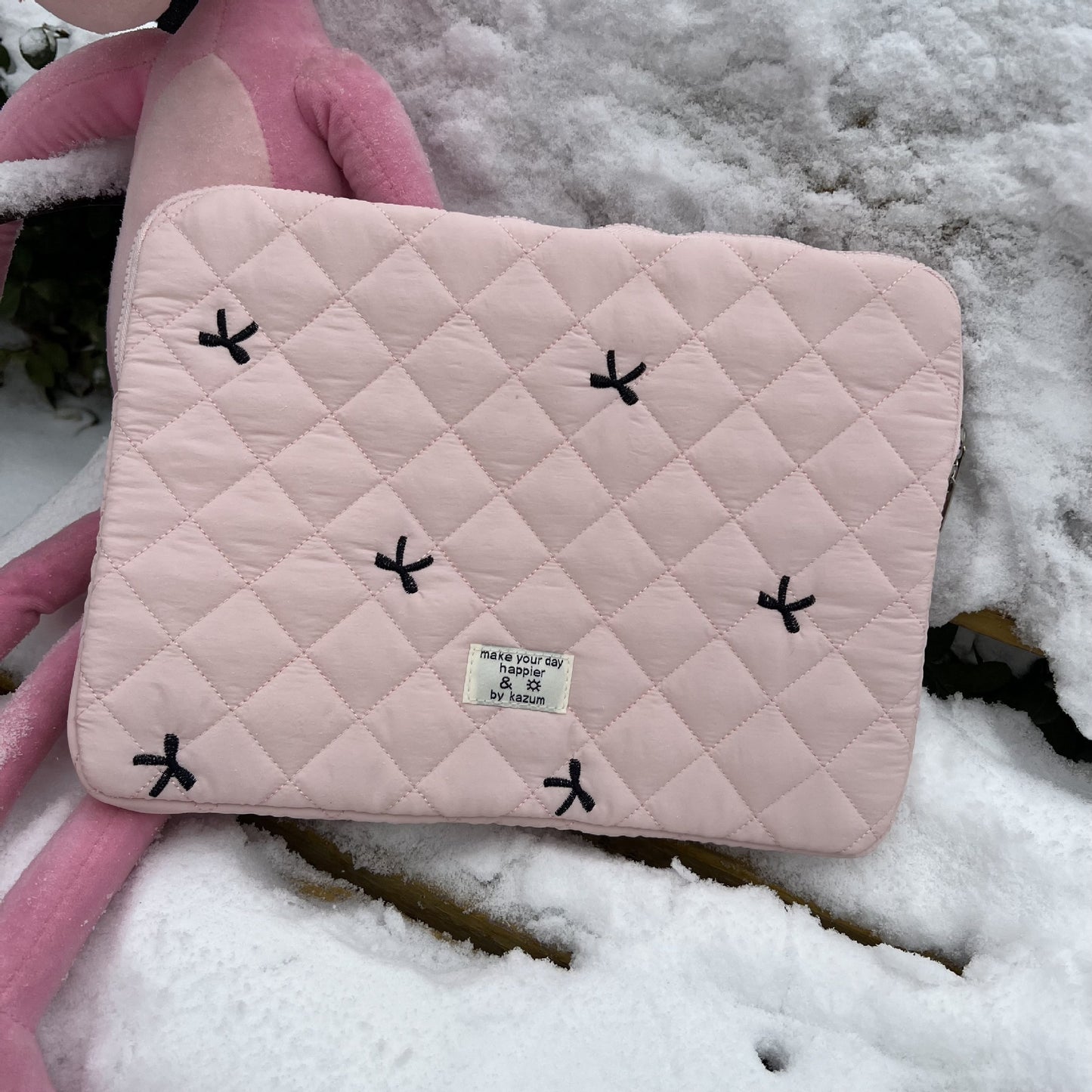 Lindo bolso para guardar cuadernos con lazo bordado y rombos