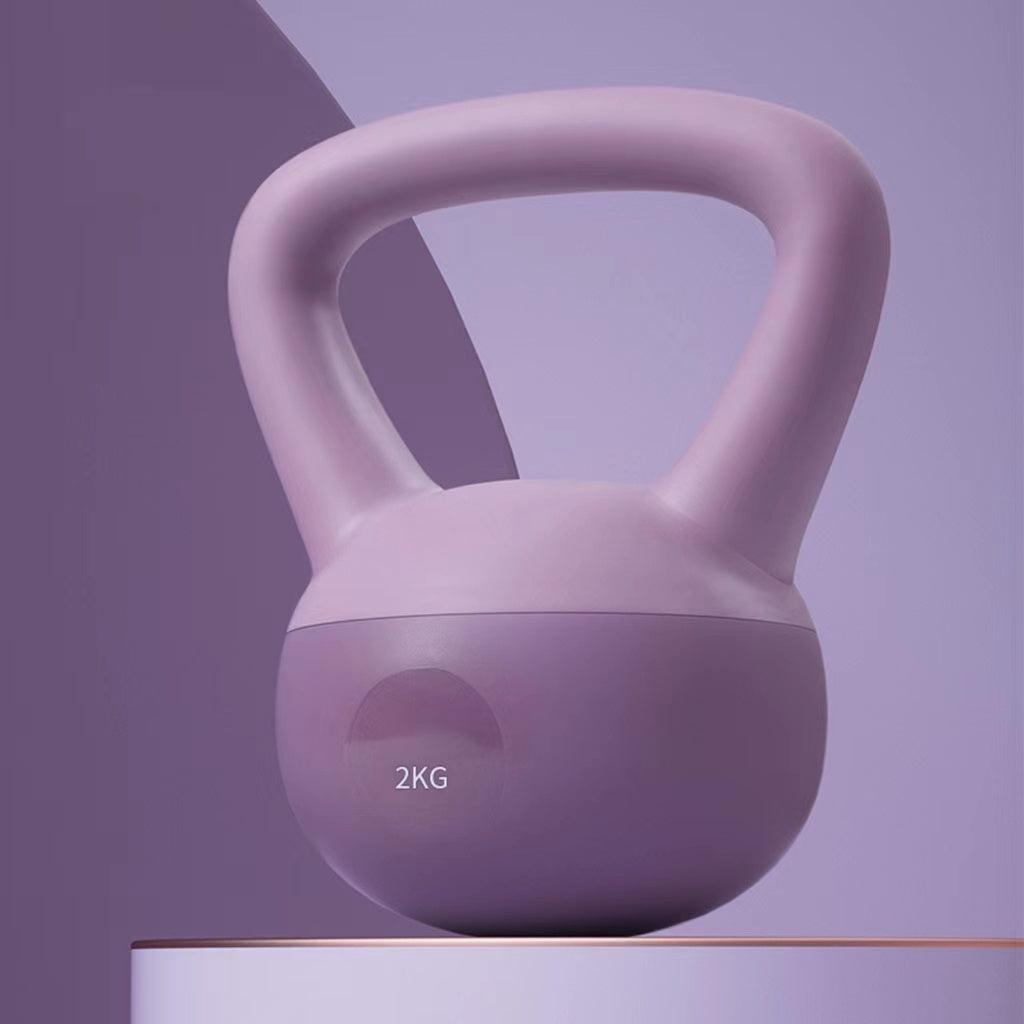 Kettlebell à domicile pour femmes