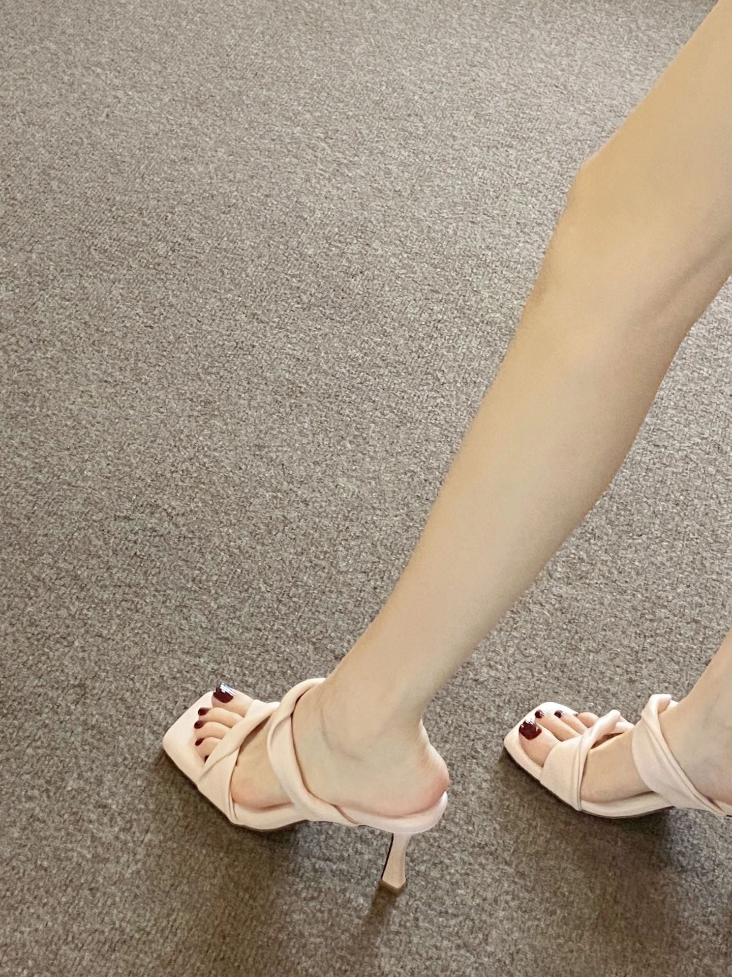 Sandales à talons hauts à enfiler, talon aiguille confortable à bout carré