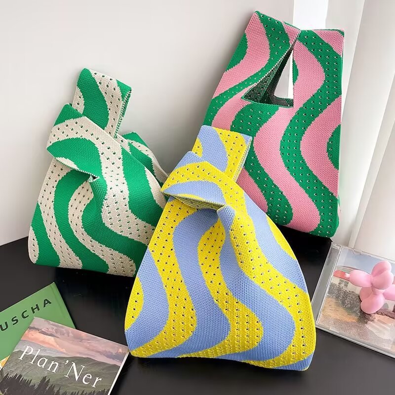Women's Fashionable Large-capacity Striped Portable Storage Bag