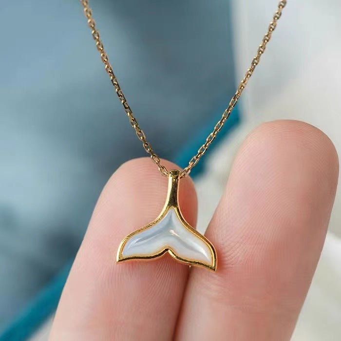 Lámpara colgante de cola de pez de concha blanca con incrustaciones de lujo y nicho