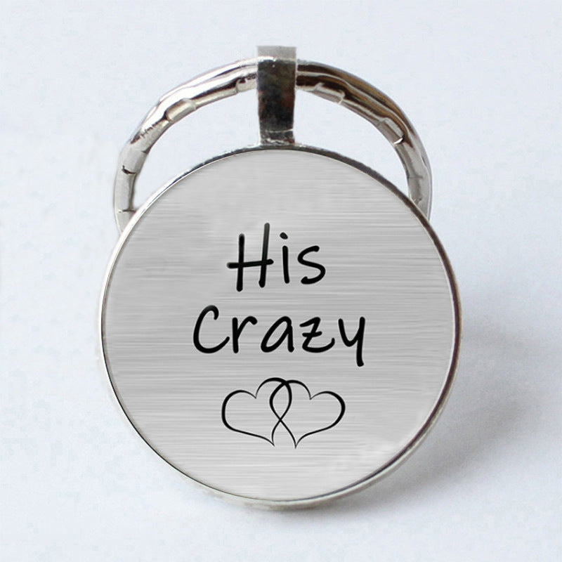 Interesante llavero de letras de pareja